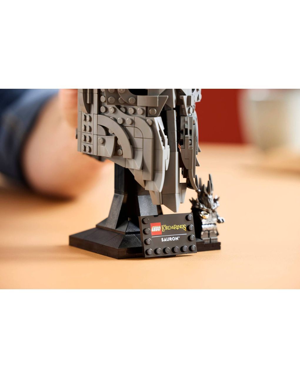 Lego icons the lord of the rings: sauron΄s helmet 11373 - LEGO, LEGO Icons