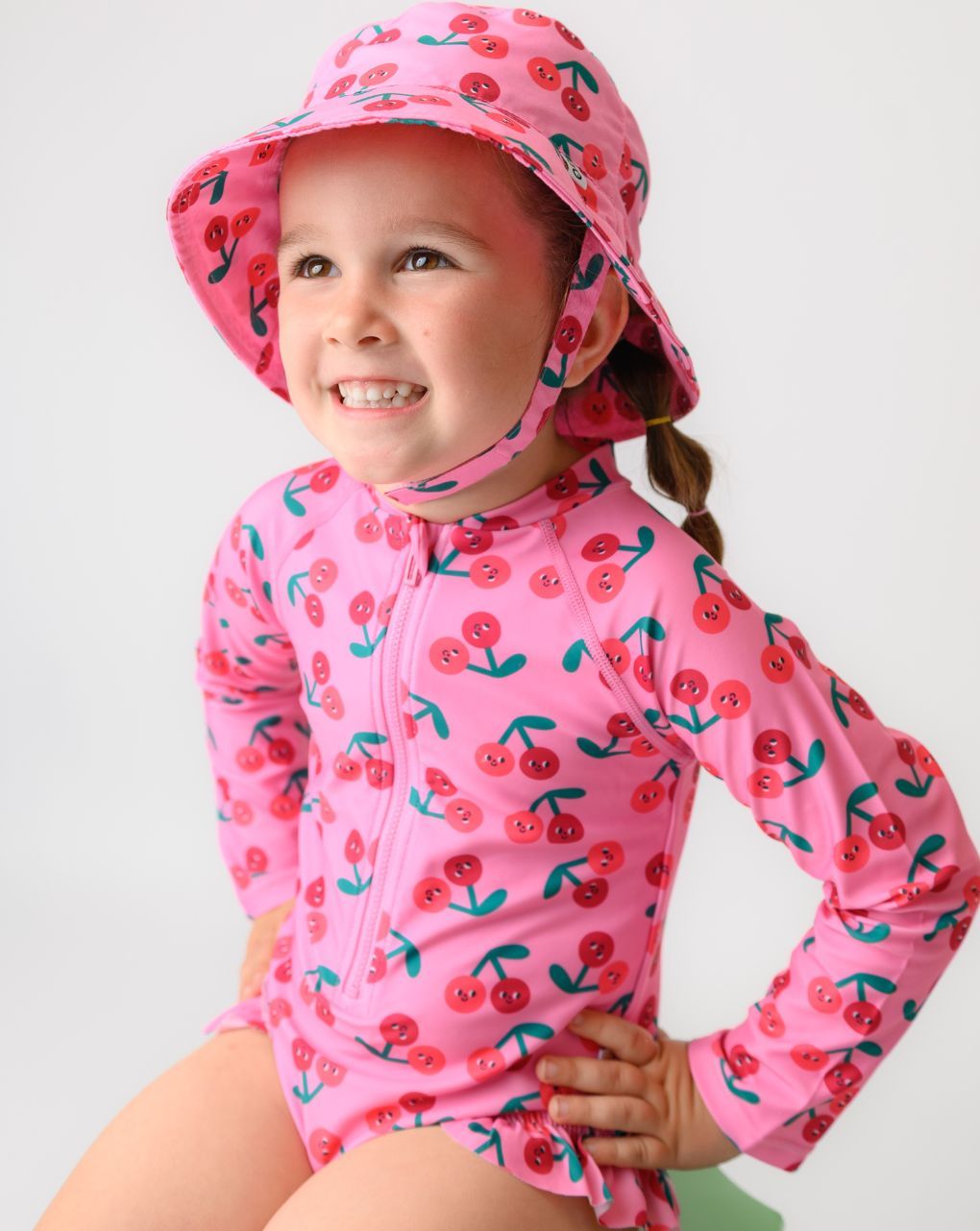 Zoocchini ολόσωμο μαγιώ με μανίκια uv cherry zoo12605 - Zoocchini