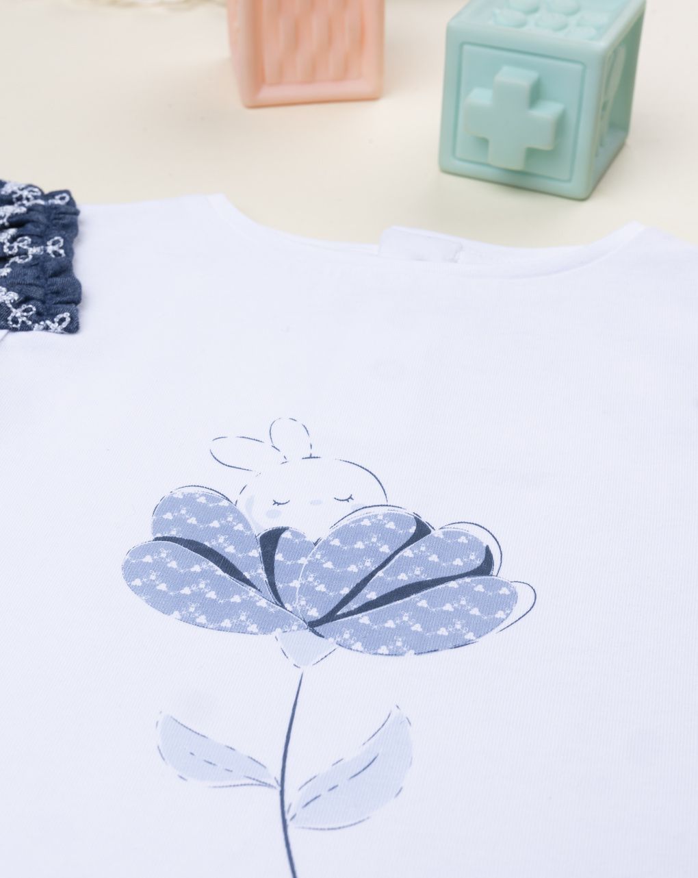 βρεφικό t-shirt λευκό με λουλούδι για κορίτσι - Prénatal