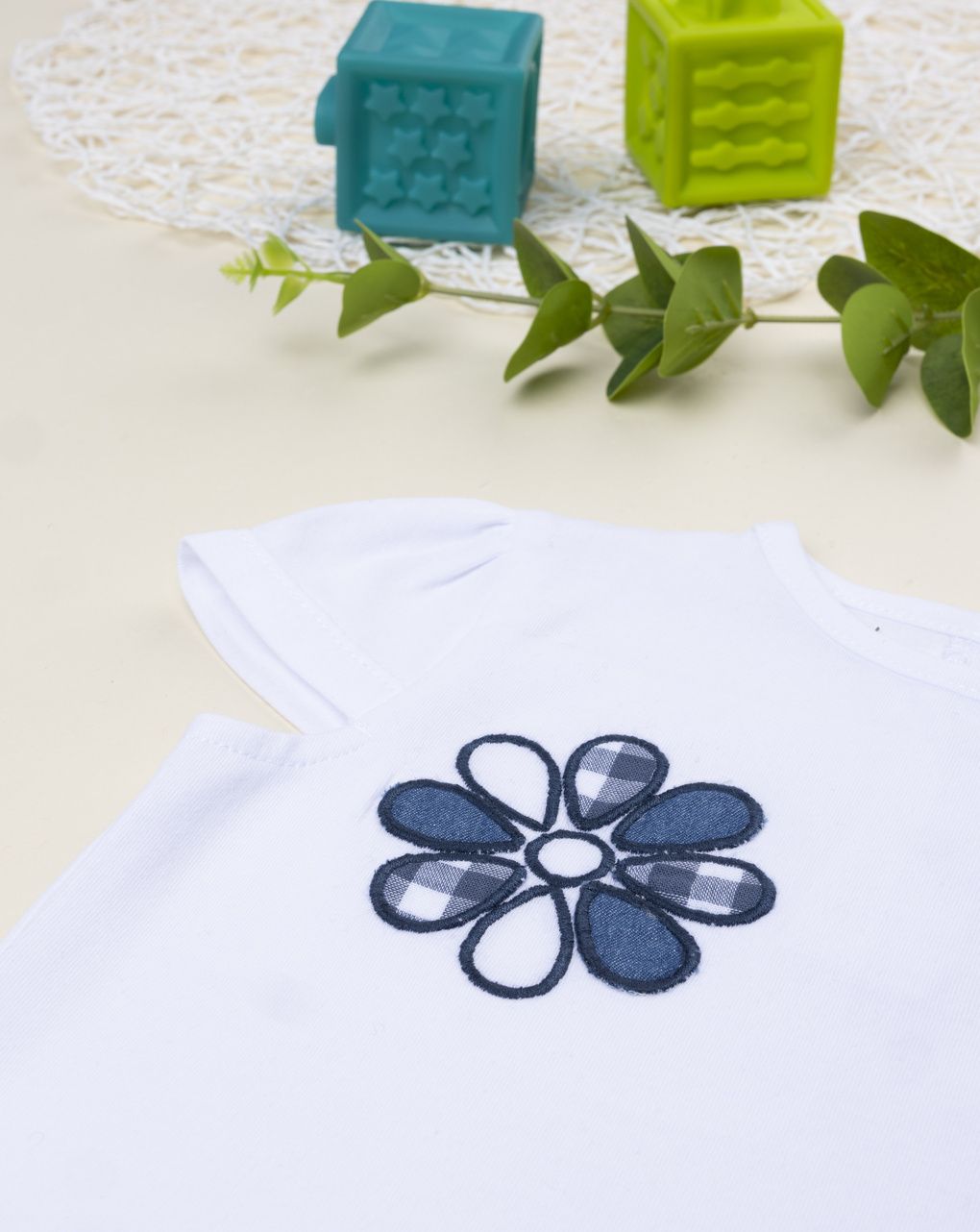 βρεφικό t-shirt λευκό με λουλούδια για κορίτσι - Prénatal