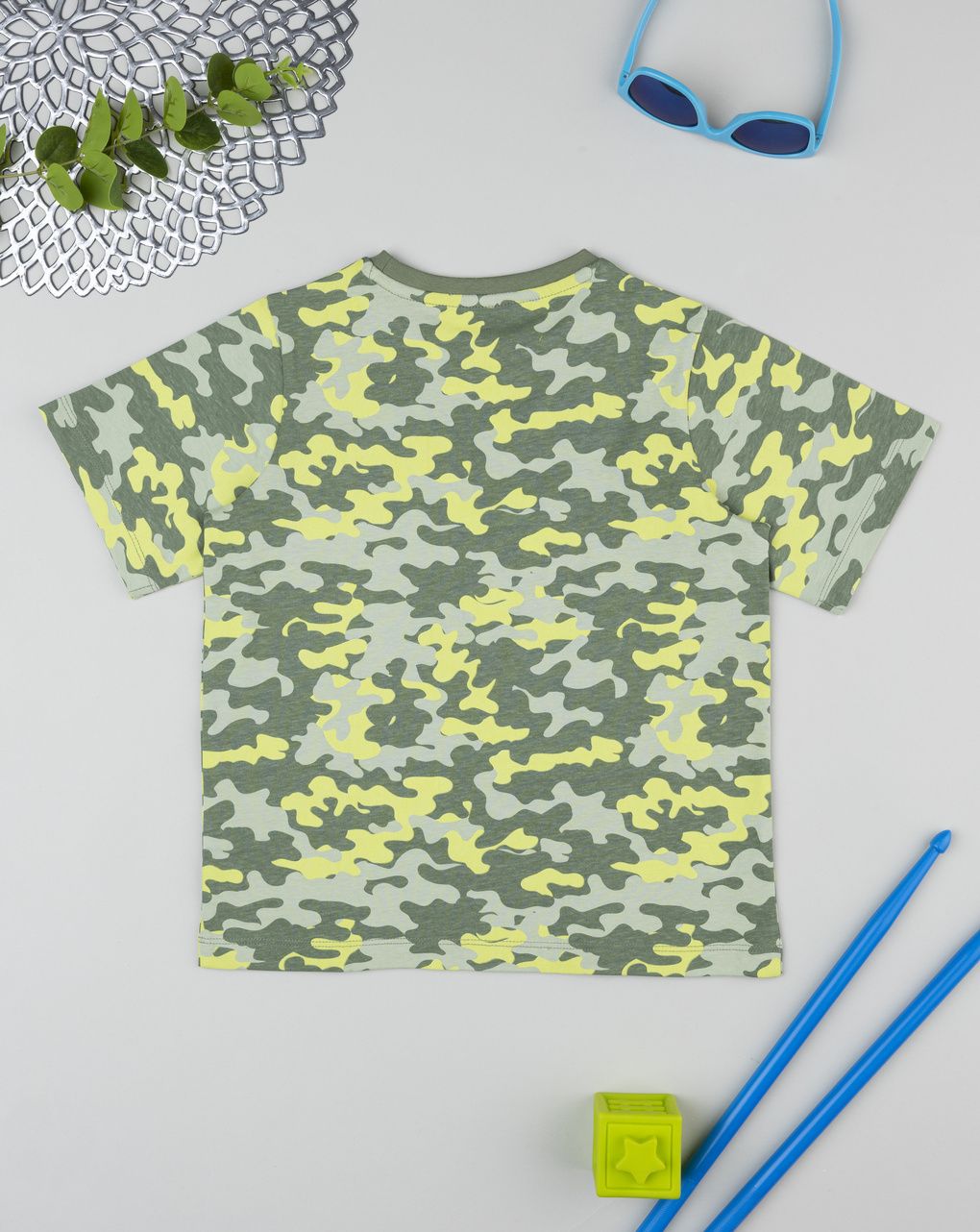 παιδικό t-shirt πράσινο camouflage για αγόρι - Prénatal