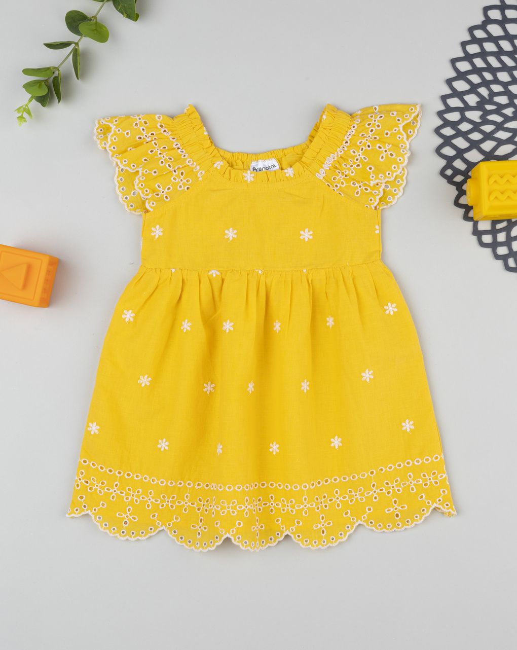 βρεφικό φόρεμα ποπλίνα κίτρινο με κεντήματα για κορίτσι