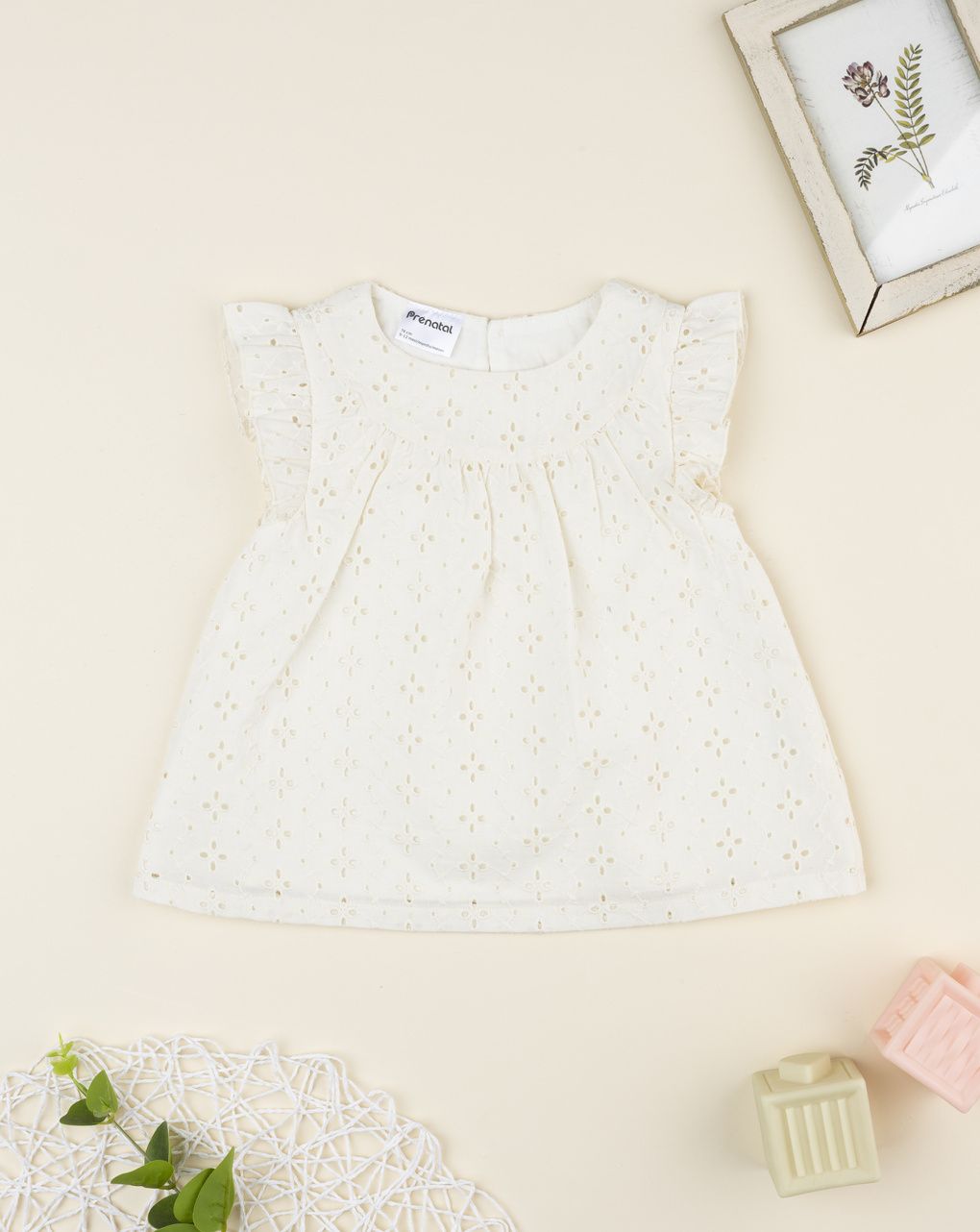 βρεφικό φόρεμα μπεζ δαντέλα sangallo για κορίτσι