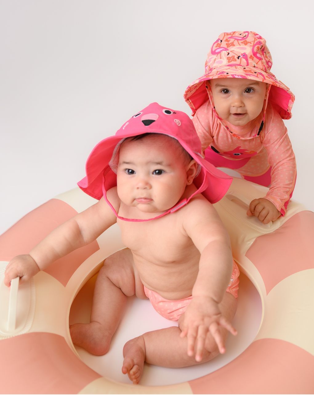 Zoocchini σετ μαγιό και καπέλο upf50+ flamingo 6-24 μηνών zoo12022 - Zoocchini