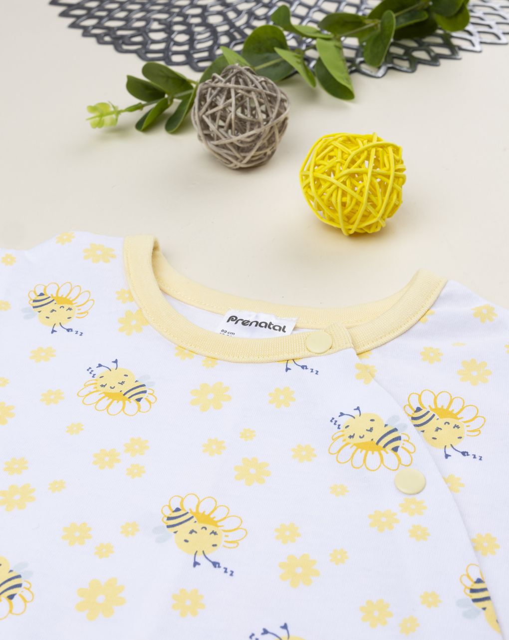 βρεφική ολόσωμη πιτζάμα λευκή με μέλισσες για κορίτσι - Prénatal