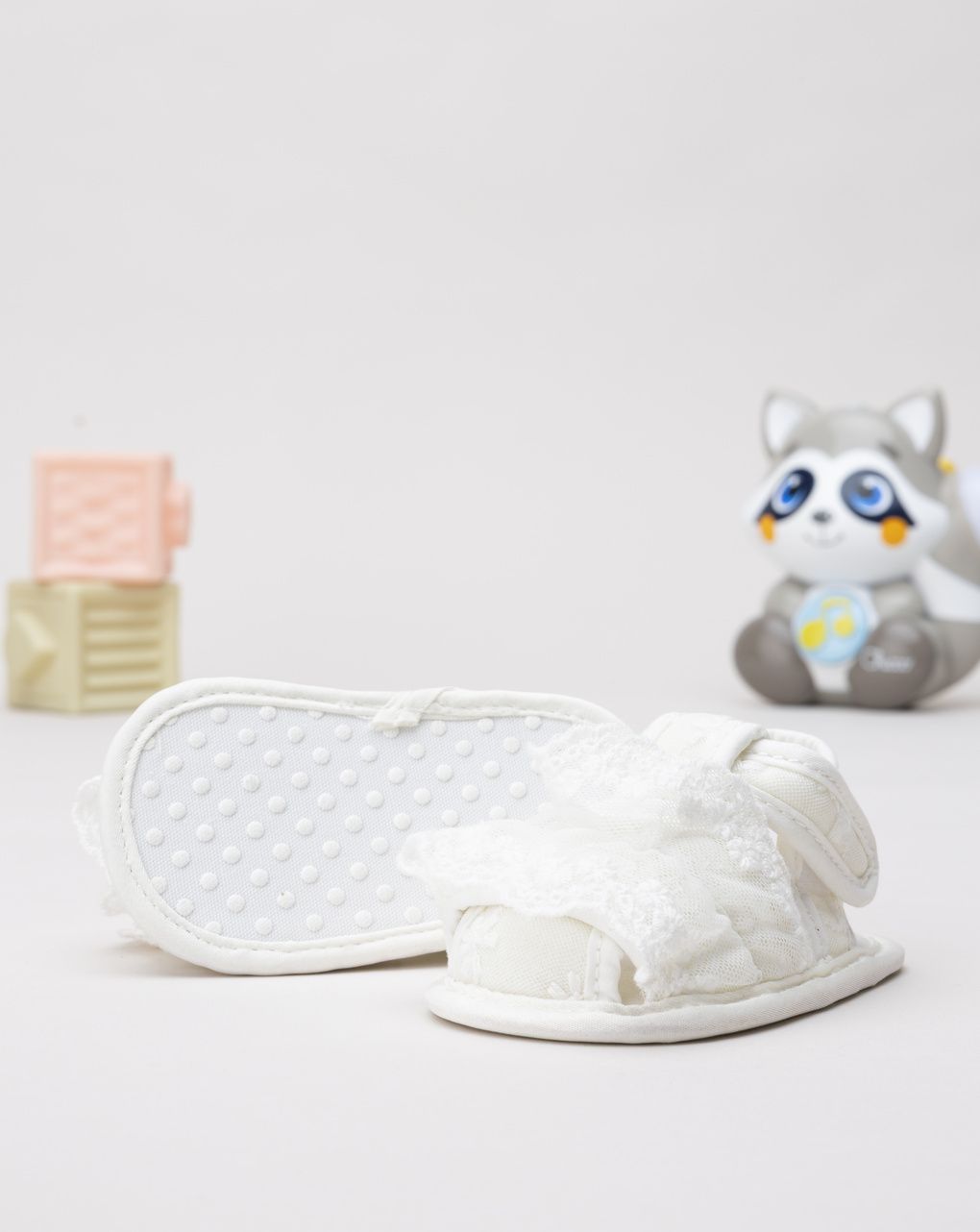 βρεφικά παπούτσια αγκαλιάς λευκά με δαντέλα για κορίτσι - Prénatal