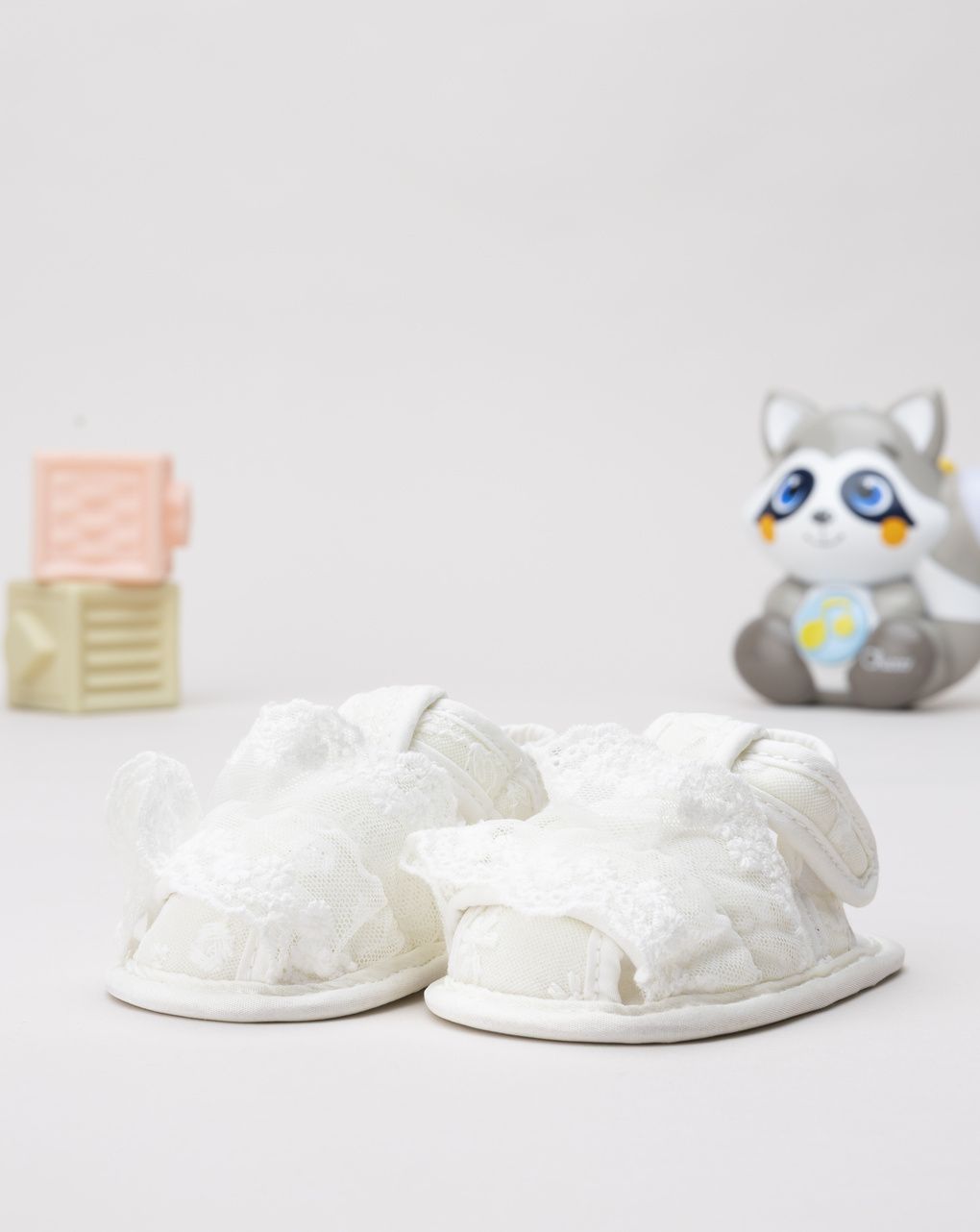 βρεφικά παπούτσια αγκαλιάς λευκά με δαντέλα για κορίτσι - Prénatal