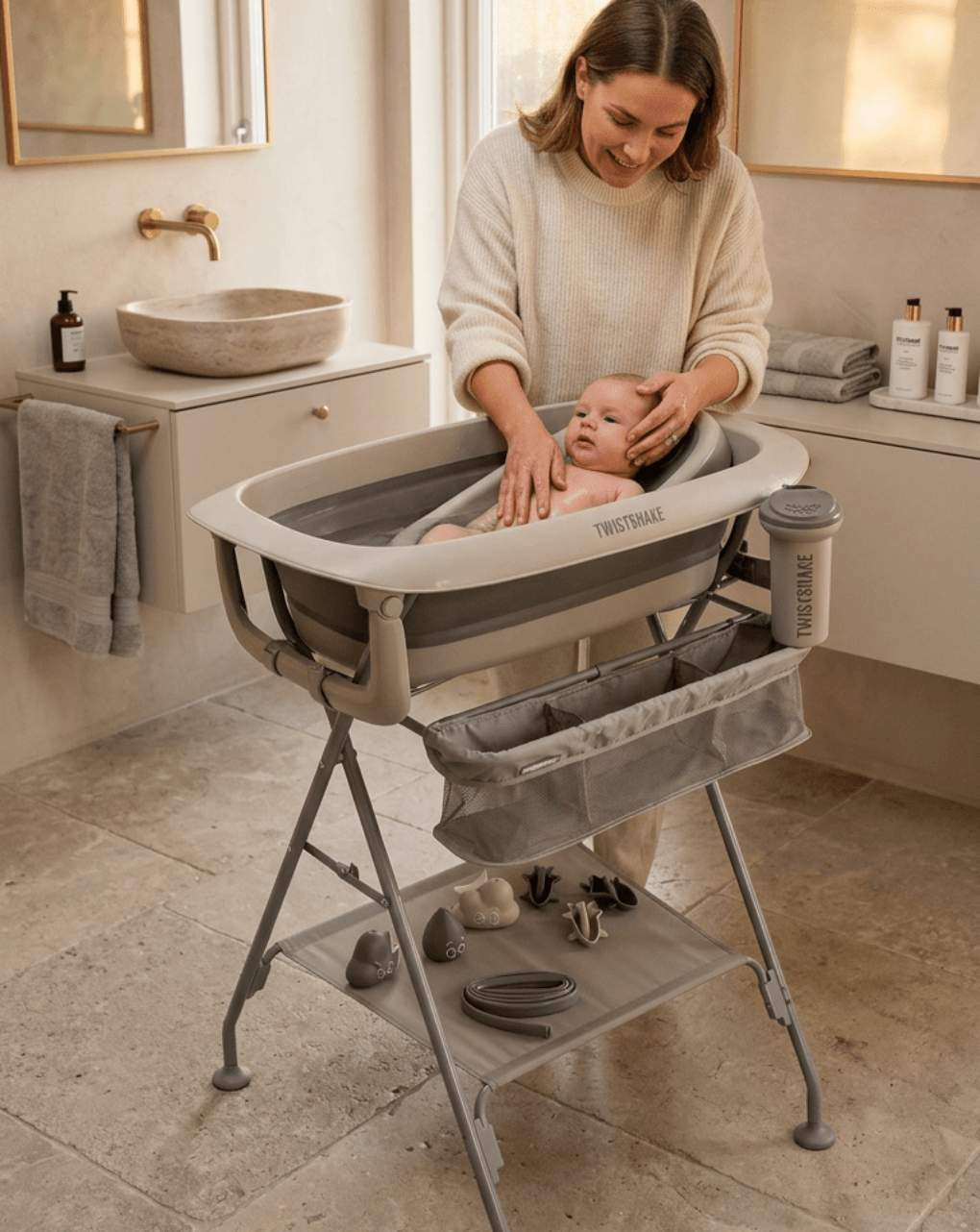 Twistshake βρεφικό μπανάκι με αξεσουάρ faded grey v2 32-08-79263 - Twistshake
