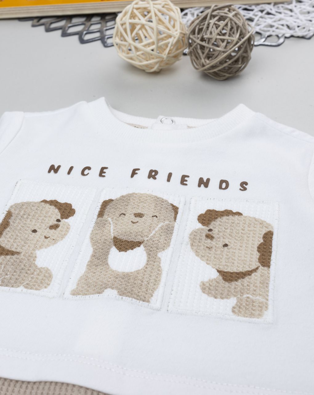 βρεφικό φορμάκι λευκό/καφέ με nice friends για αγόρι - Prénatal