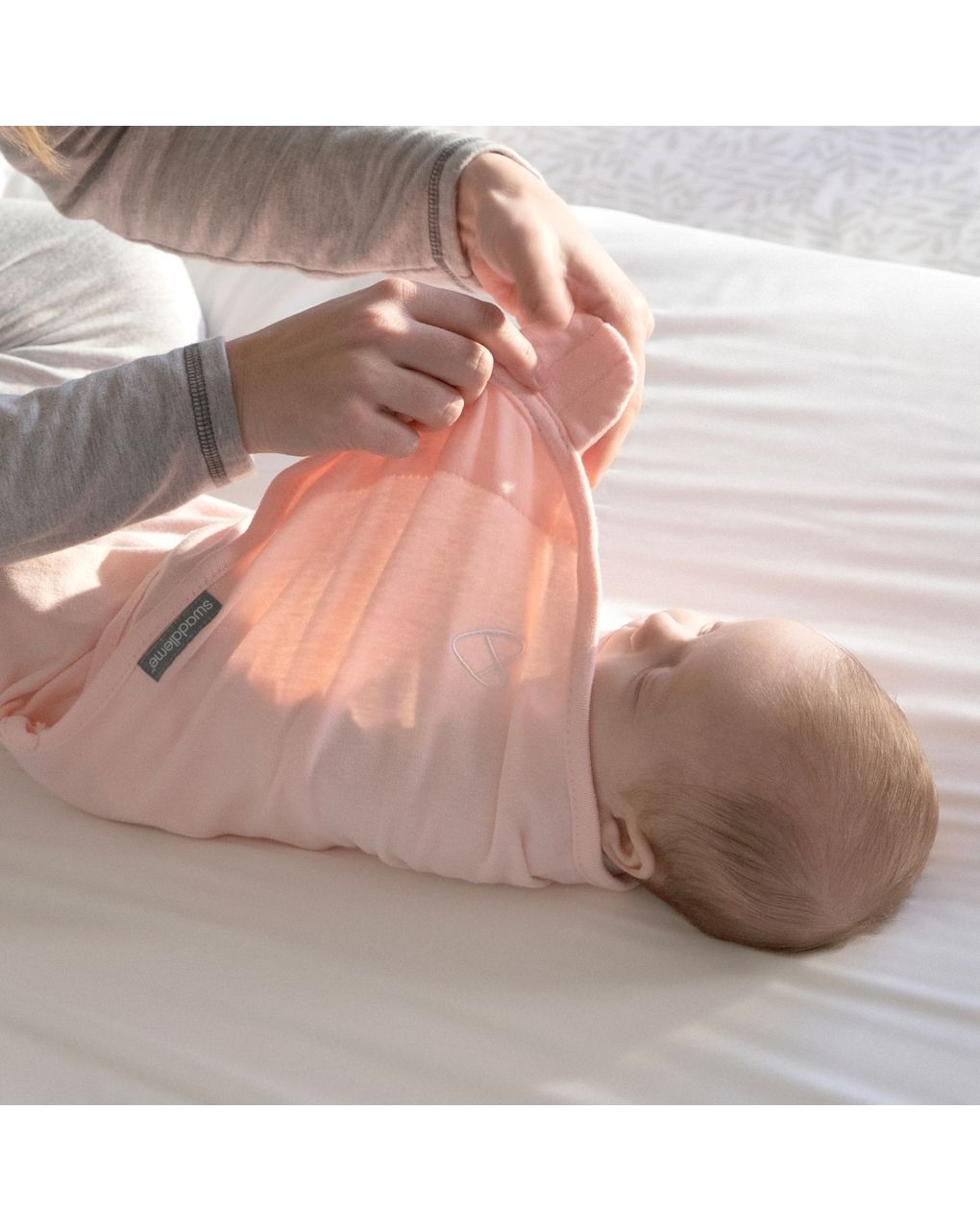 Swaddleme™ by ingenuity™ πάνα αγκαλιάς monogram collection™ rainbow 17034 - Swaddleme