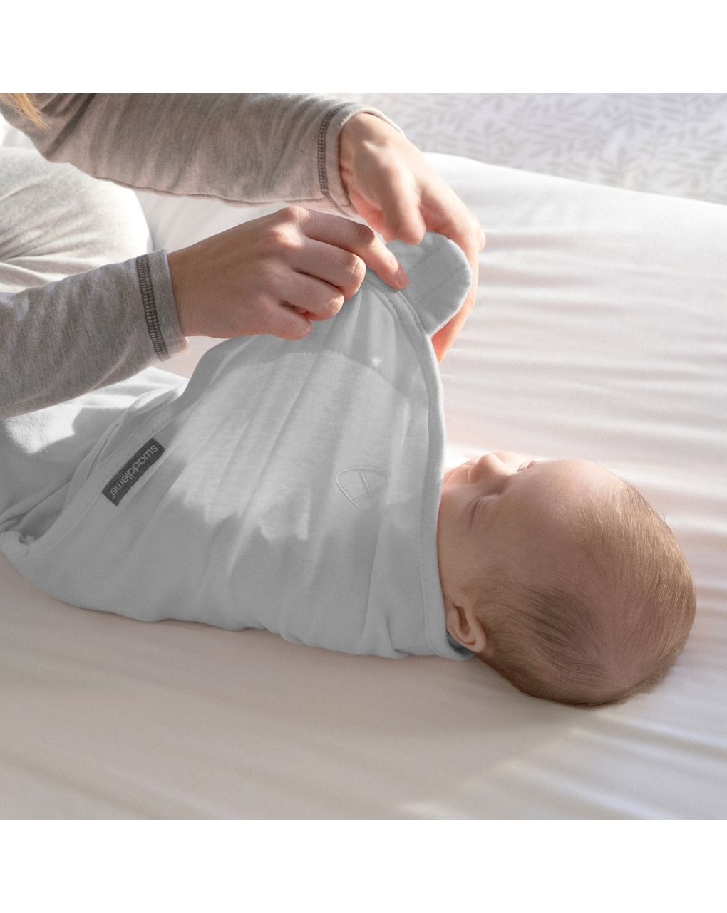 Swaddleme™ by ingenuity™ πάνα αγκαλιάς original swaddle space & clouds 17128 - Swaddleme