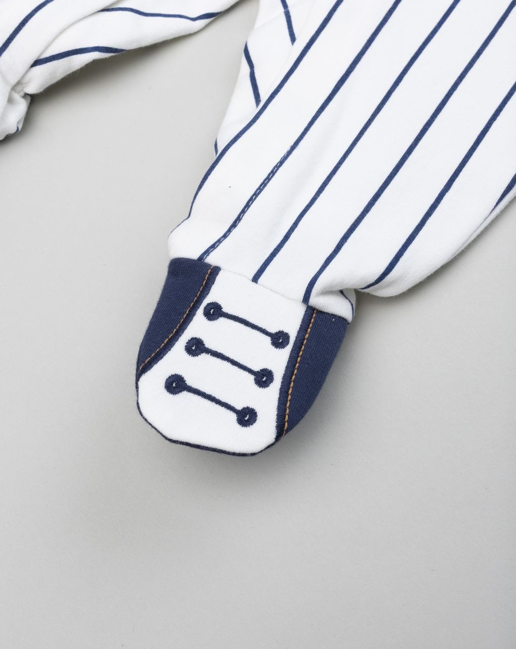 βρεφικό φορμάκι λευκό ριγέ baseball για αγόρι - Prénatal